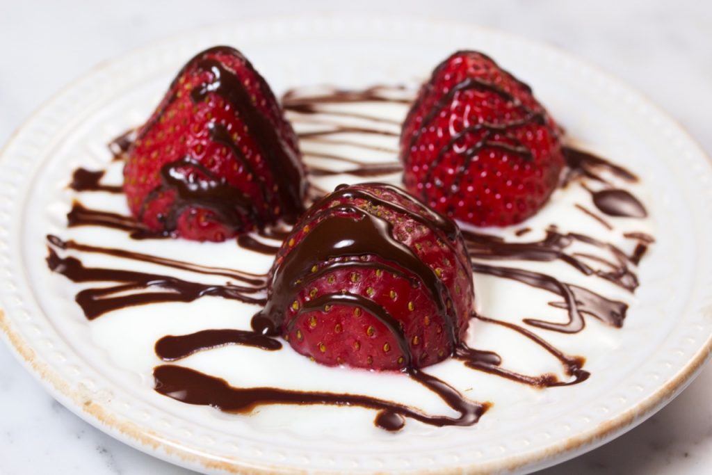 Dark Chocolate Drizzled Strawberries with Homemade Yogurt Gluten Free